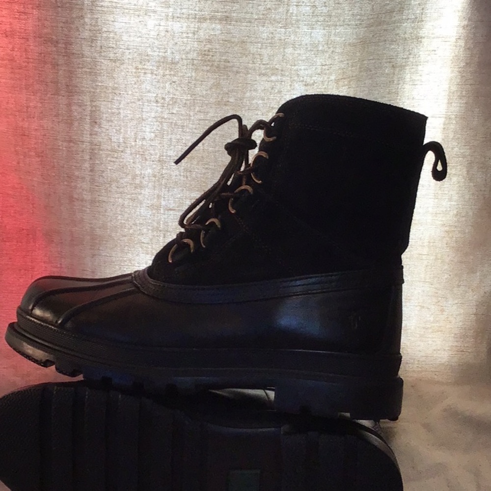 FRYE Riley D Ring Men's Waterproof Shearling Duck Boots size us men 12 **USED***